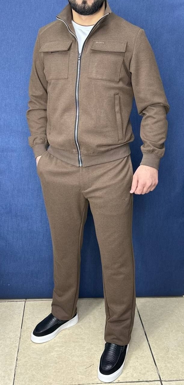 спортивный костюм brunello cucinelli,спортивные костюмы мужские,спортивный костюм,бежевый спортивный костюм,спортивный костюм brioni