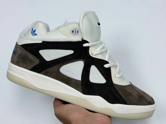 кроссовки,кроссовки adidas,оригинальные кроссовки,низкие кроссовки,adidas badbo 1 0