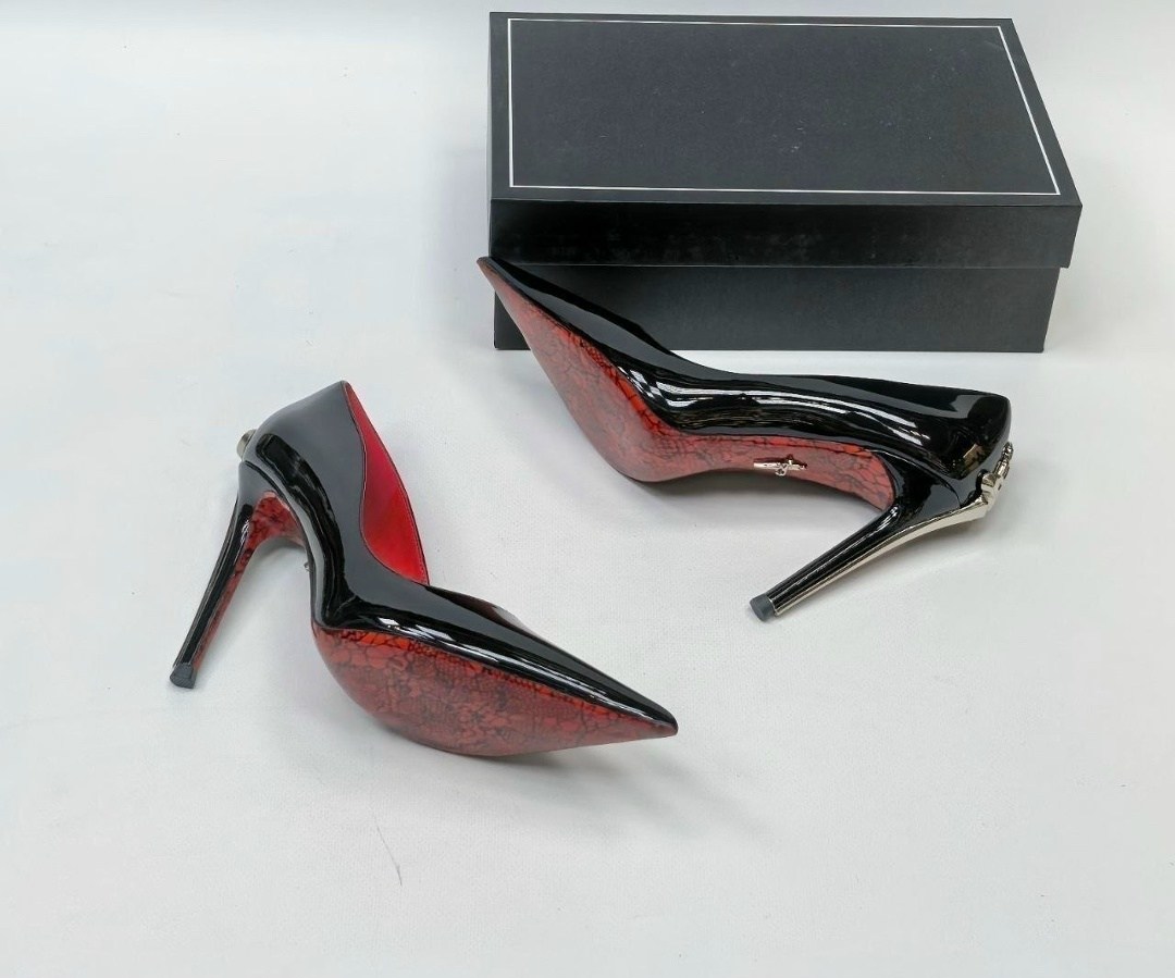 ,туфли christian louboutin,женский туфли,женские каблуки,туфли лодочка