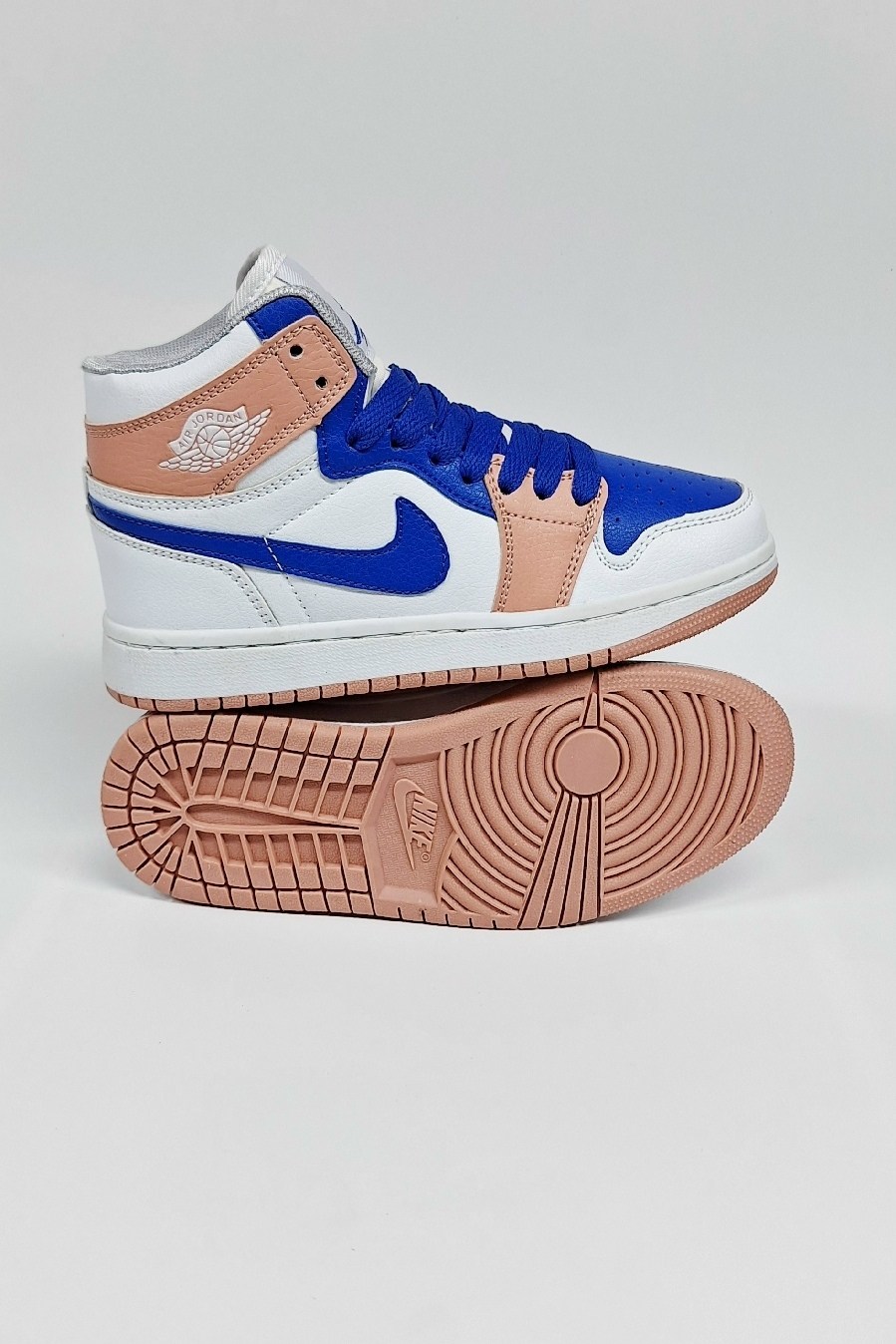женские кроссовки,nike air jordan 1 mid,nike air jordan 1 mid кроссовки,кроссы женские,кроссовки