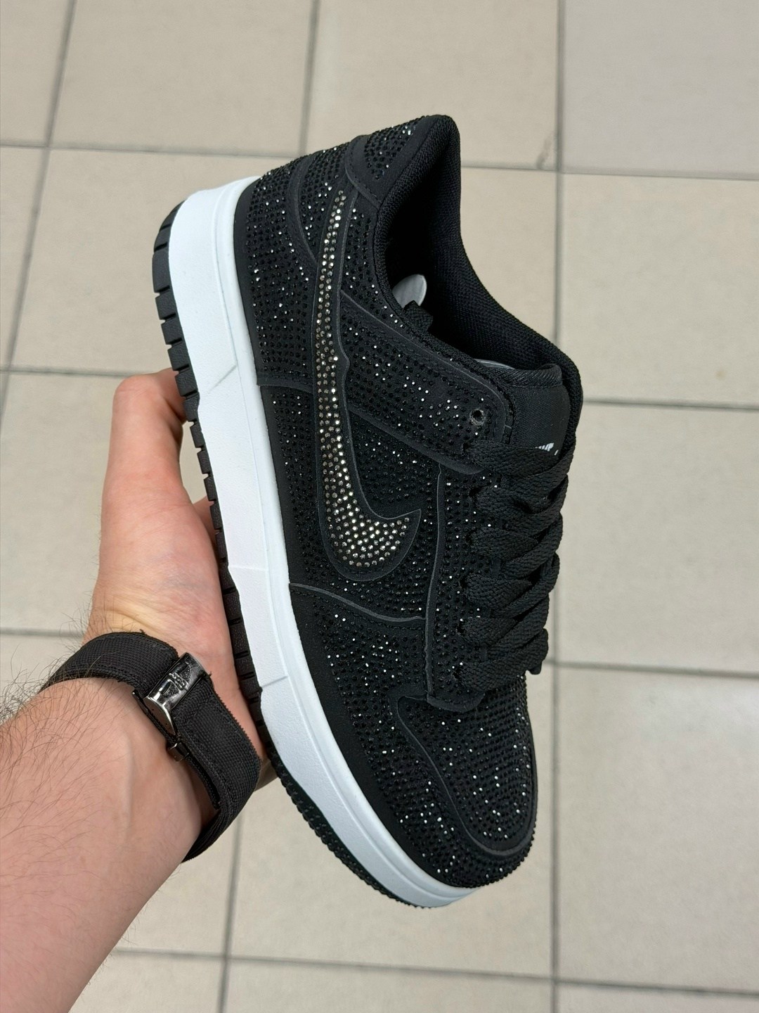 кроссовки,swarovski x nike air jordan 1 low og "stealth",nike dunk low,swarovski air jordan 1 low hm9208 001,кроссовки nike