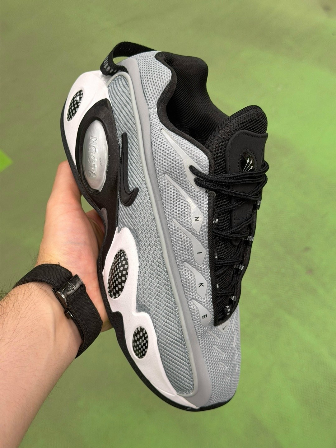 кроссовки спортивные nike nocta x glide,найк хот степ аир терра,кроссовки спортивные nike nocta x glide nike цвет черный,кроссовки премиум,кроссовки nike