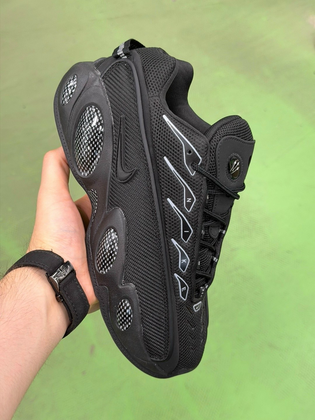 кроссовки спортивные nike nocta x glide,найк хот степ аир терра,кроссовки спортивные nike nocta x glide nike цвет черный,кроссовки премиум,кроссовки nike