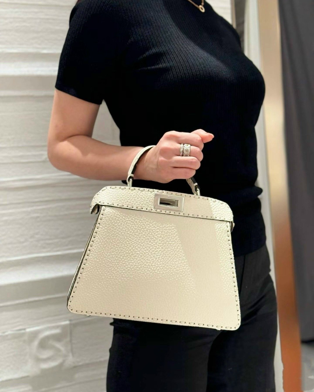 fendi сумка,фенди сумка,сумка fendi peekaboo,женская сумка fendi,сумка