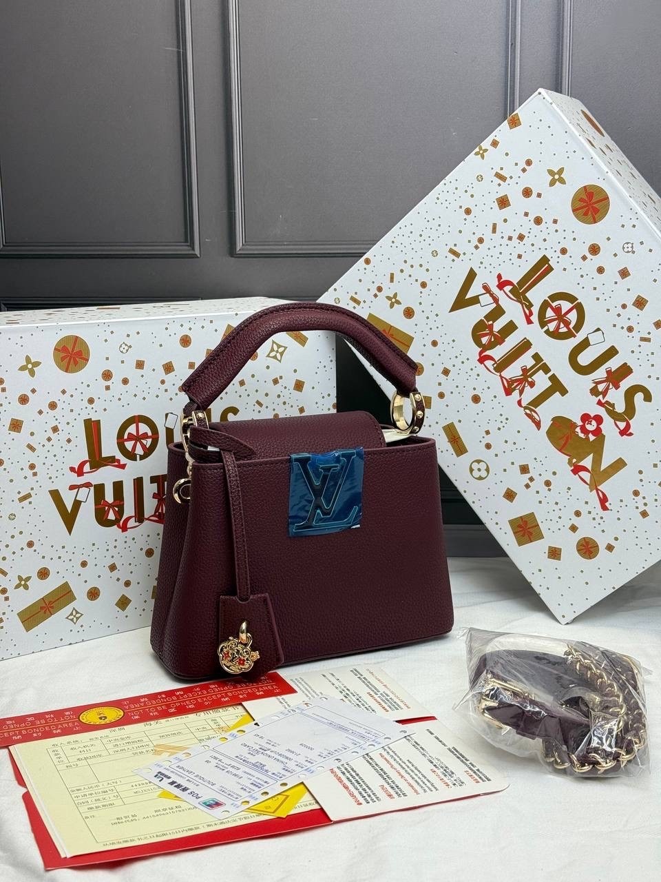кожаная сумка louis vuitton capucines pm черная,женская сумка louis vuitton capucines мм черная,большая черная женская сумка louis vuitton,louis vuitton женская сумка,cумка louis vuitton
