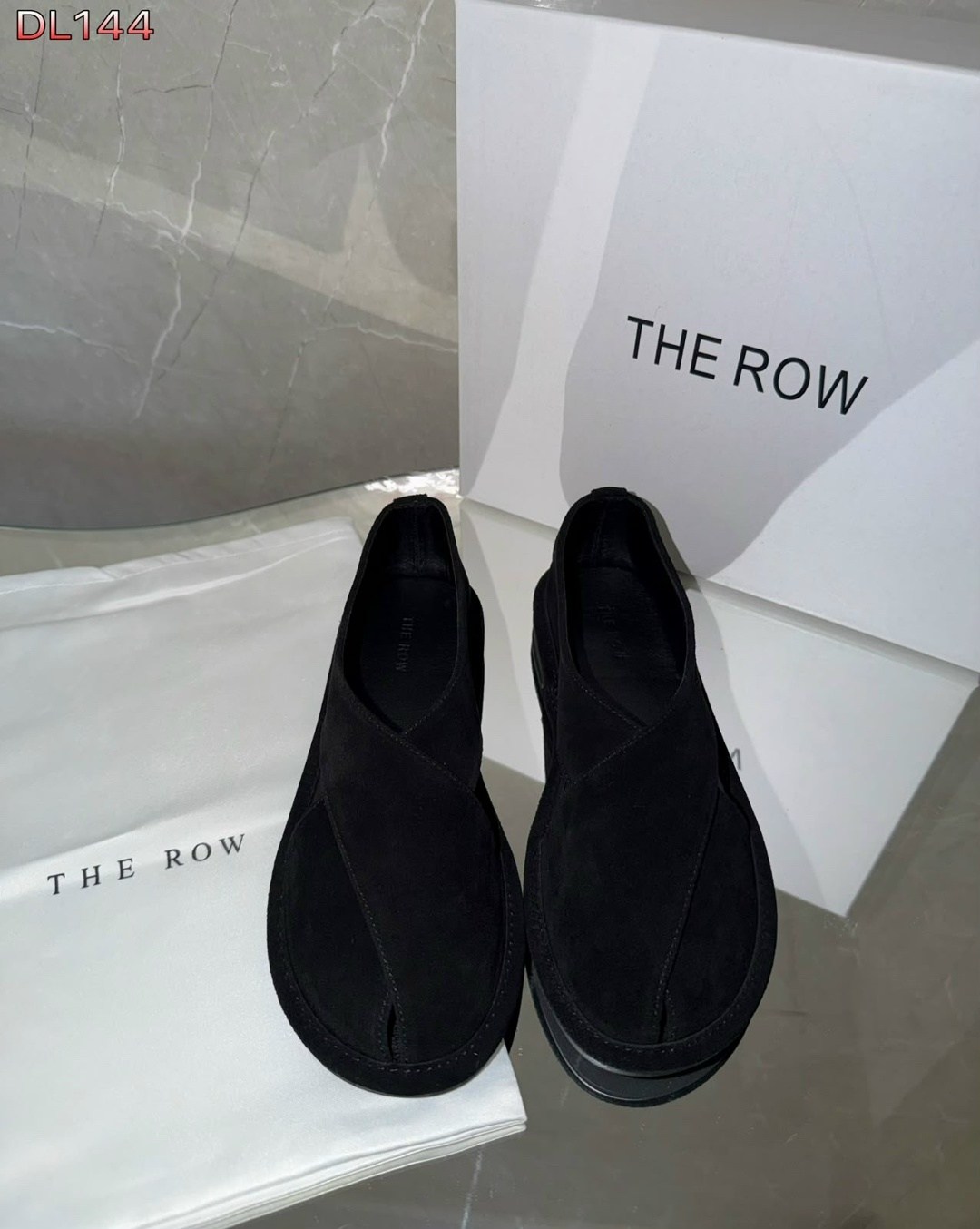 лоферы замшевые,,лоферы the row,женские замшевые коричневые лоферы the row с мехом, женская
