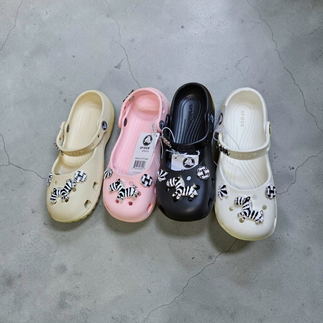 crocs crocs,кроксы хеллоу китти,кроксы с хелло китти,,шлепанцы детские