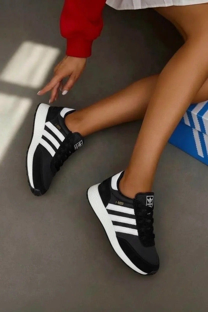 кроссовки adidas,женские кроссовки,женская ,кроссовки адидас,кроссовки