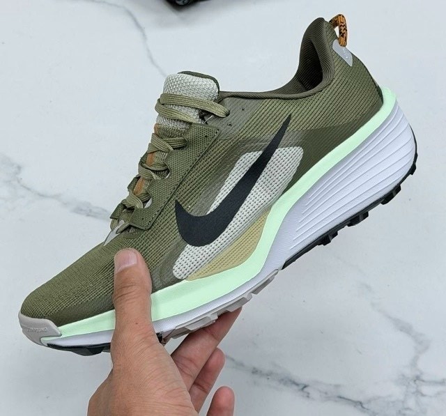 кроссовки,кроссовки nike,беговая ,повседневные кроссовки,кроссовка мужской