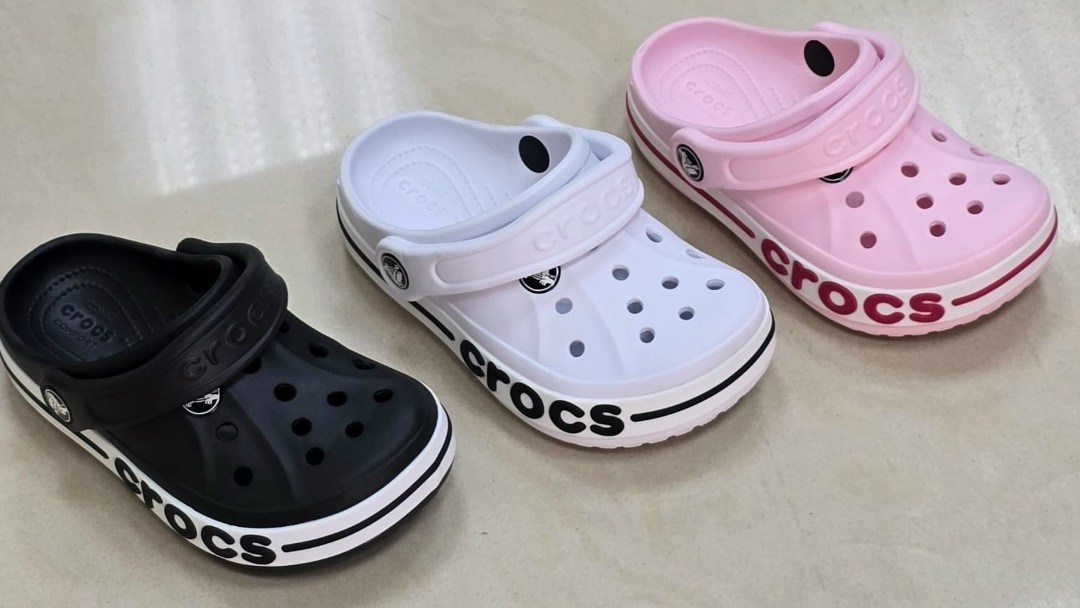 кроксы,сабо crocs bayaband,кроксы с известными компаниями,crocs сабо,кроксы женские