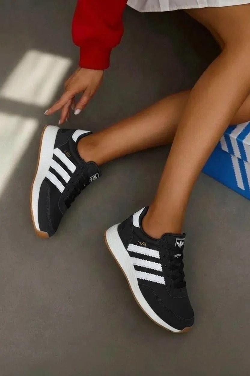 кроссовки adidas,женские кроссовки,женская ,кроссовки адидас,кроссовки