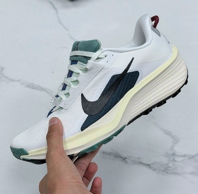 кроссовки,кроссовки nike,беговая ,повседневные кроссовки,кроссовка мужской