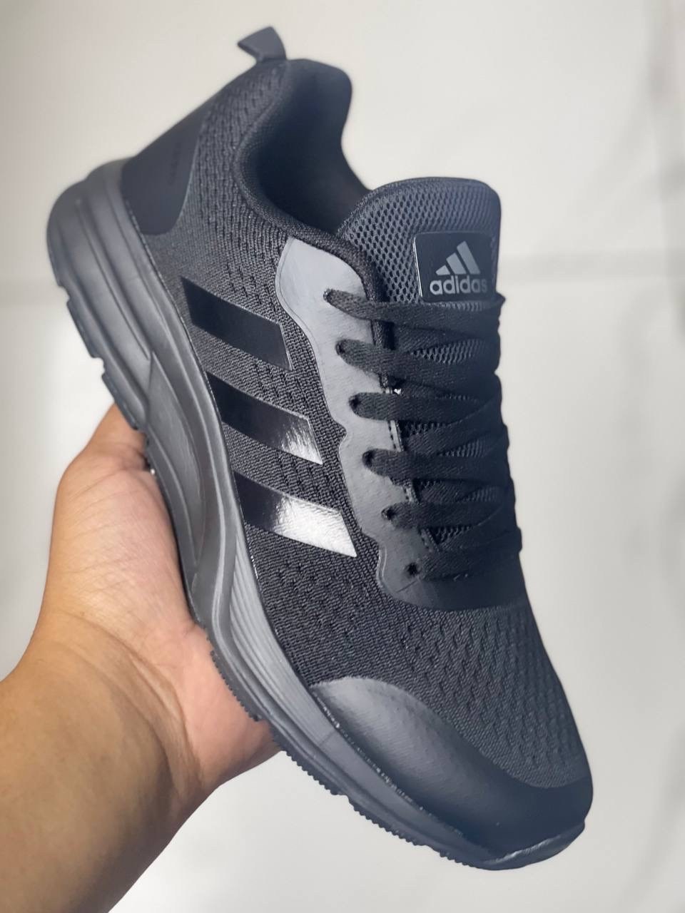 кроссовки adidas,adidas кроссовки мужские,кроссовки,кроссовки мужские женские adidas,кроссовки мужские адидас