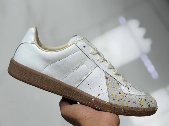 maison margiela replica кроссовки,черные реплики кроссовки maison margiela,кеды maison margiela replica,maison margiela replica sneakers,maison margiela replica
