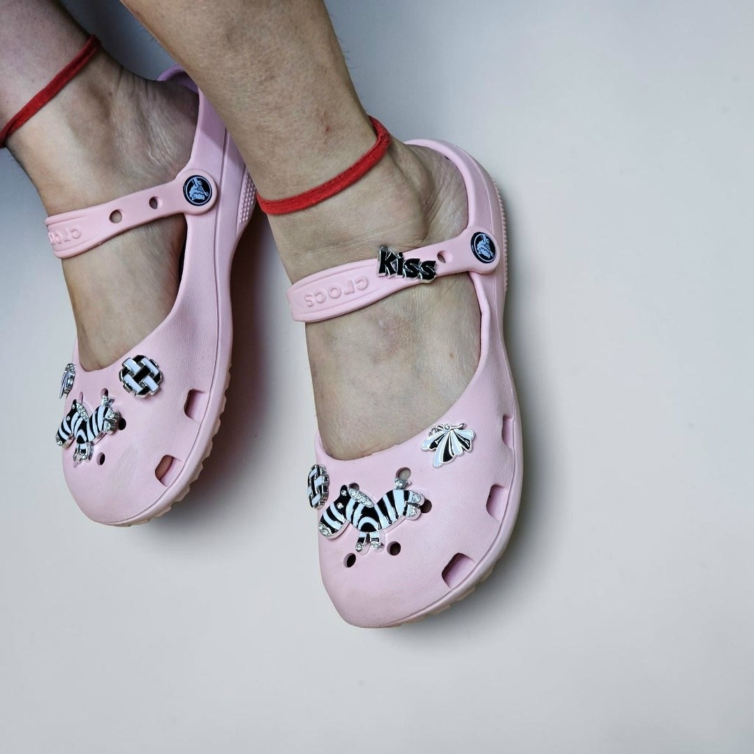 crocs crocs,кроксы хеллоу китти,кроксы с хелло китти,,шлепанцы детские