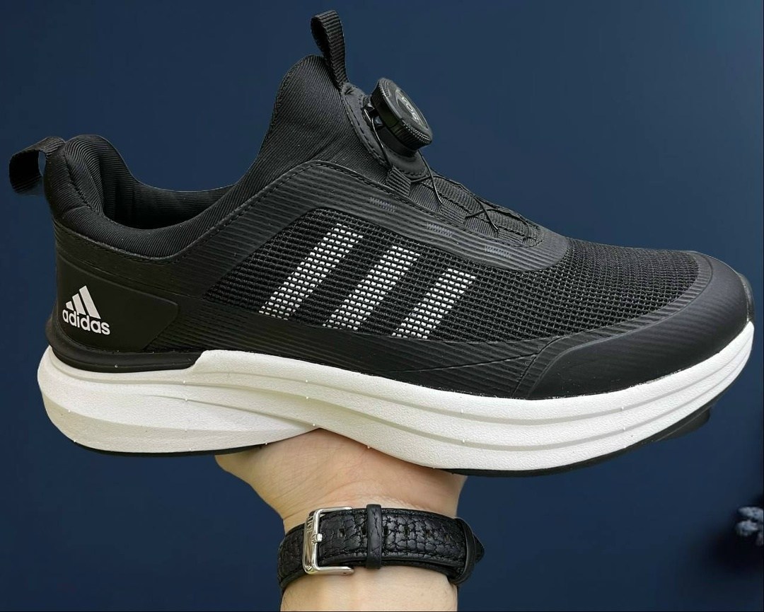 кроссовки adidas,мужские кроссовки adidas,кроссовки,кроссовки облегченные,кроссовка мужской