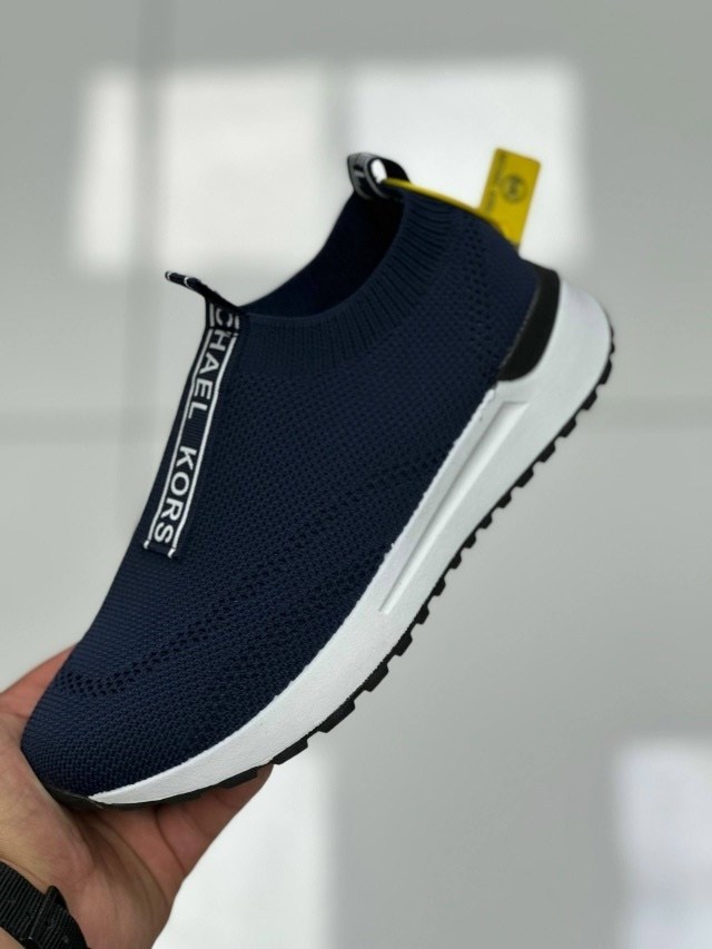 кроссовки,кроссовки текстильные,кроссовки michael kors,спортивная ,модные кроссовки