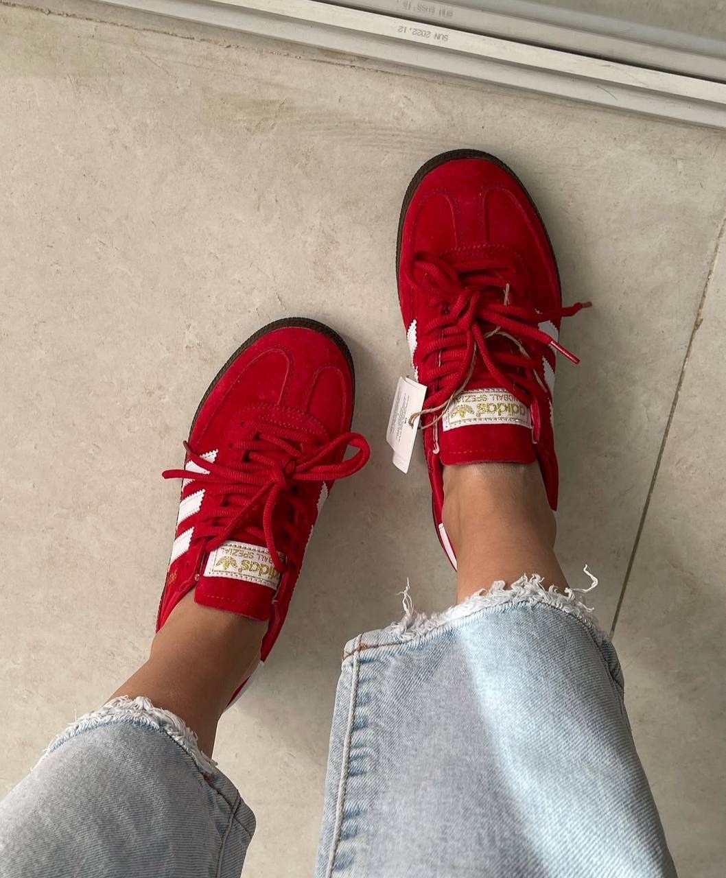 кроссовки adidas spezial,adidas spezial red,кроссовки adidas,кроссовки handball spezial adidas,adidas spezial handball red