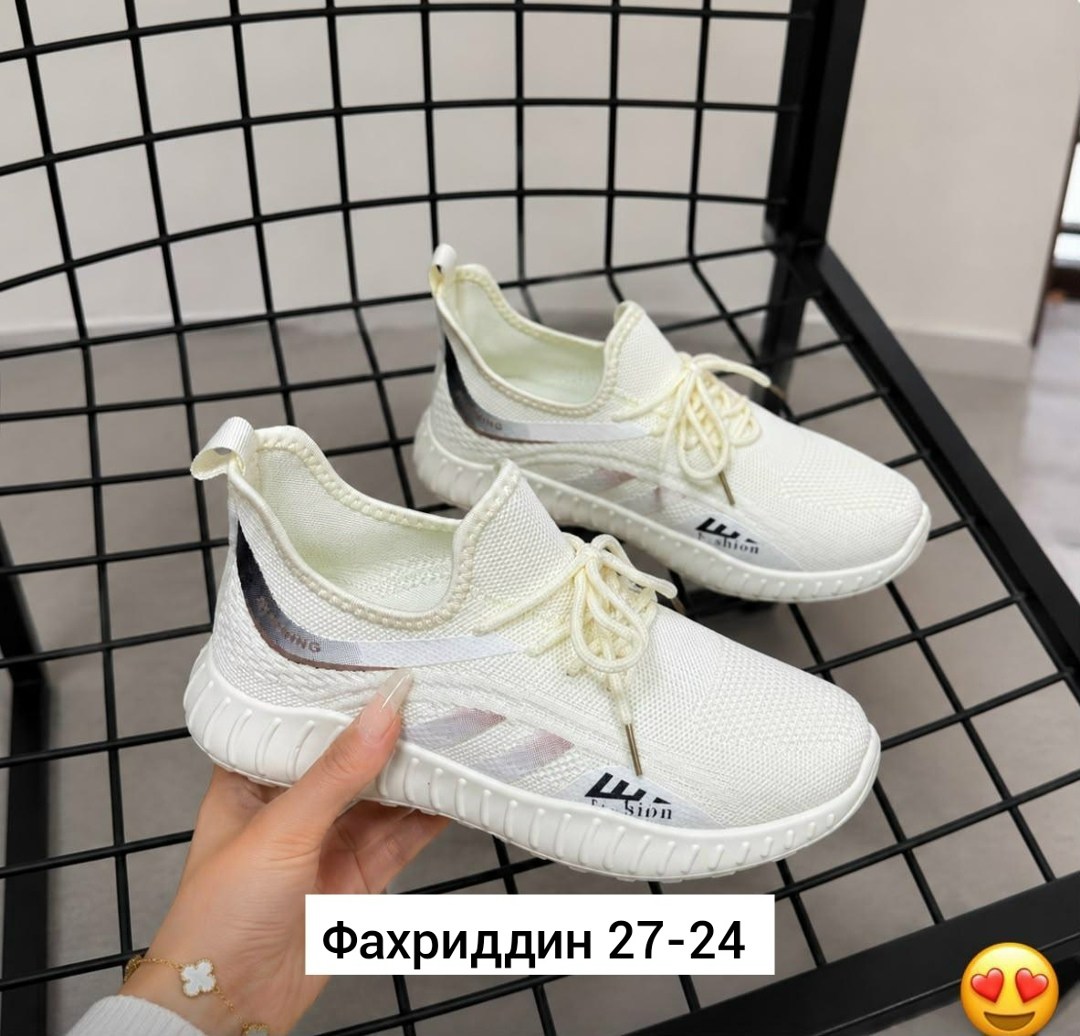 спортивная,кроссовки женскиe,кроссовки черные,кроссовка мужской,