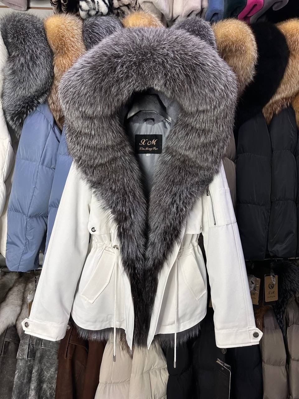 парка с натуральным мехом,парки с натуральным мехом,женская парка с натуральным мехом,парка мех лиса утеплена мехом кролика,женская парка на натуральном меху укороченная куртка с лисьим мехом