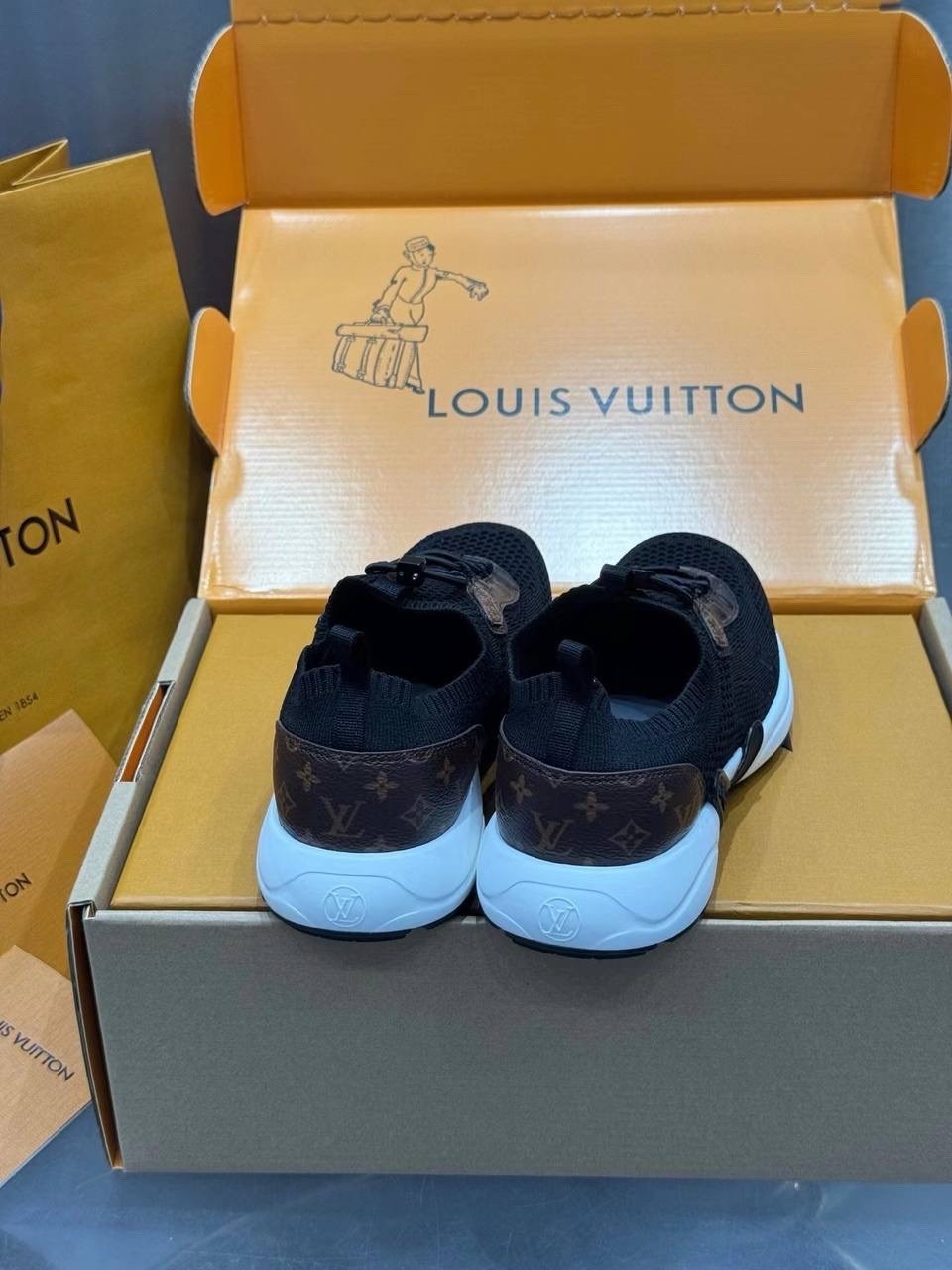 кроссовки женские louis vuitton,кроссовки louis vuitton,кроссовки louis vuitton кроссовки louis vuitton,кроссовки louis vuitton мужские,louis vuitton run away кроссовки женские