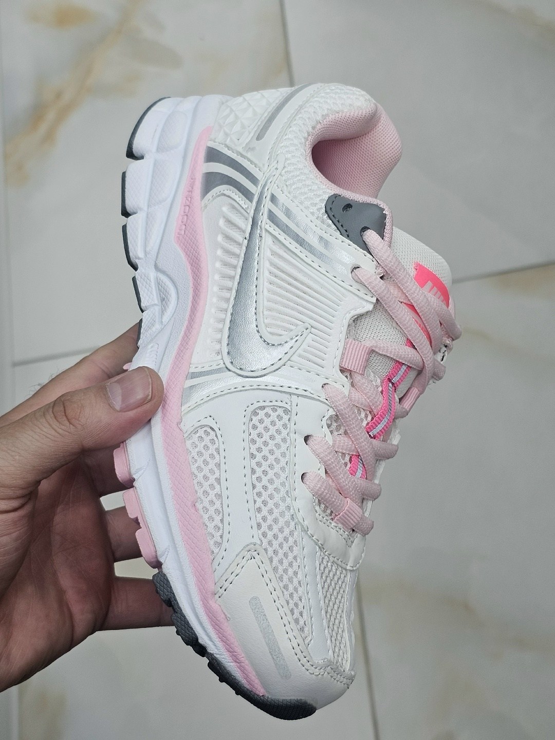 женские кроссовки nike,кроссовки nike,кроссовки,кроссовки nike v2k run,женские кроссовки