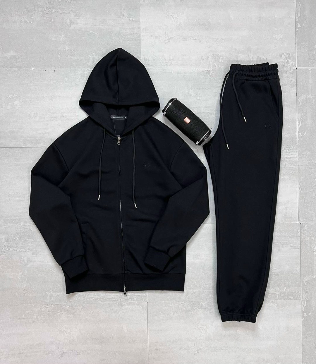 спортивный костюм brunello cucinelli,спортивный костюм армани,мужские спортивные костюмы,спортивный костюм loro piana,синий костюм