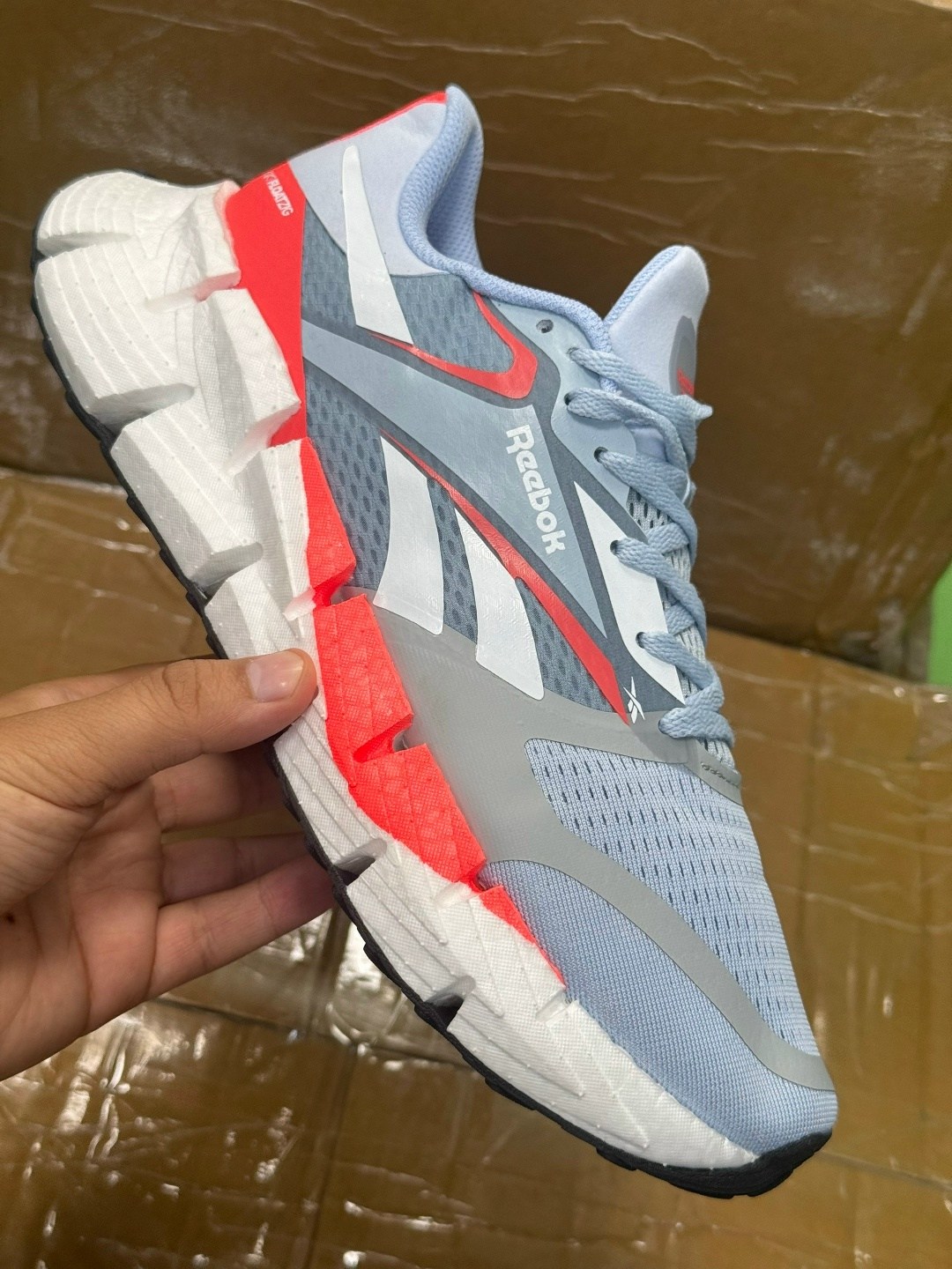 кроссовки reebok,мужские кроссовки reebok,кроссовки,спортивные кроссовки,reebok floatzig