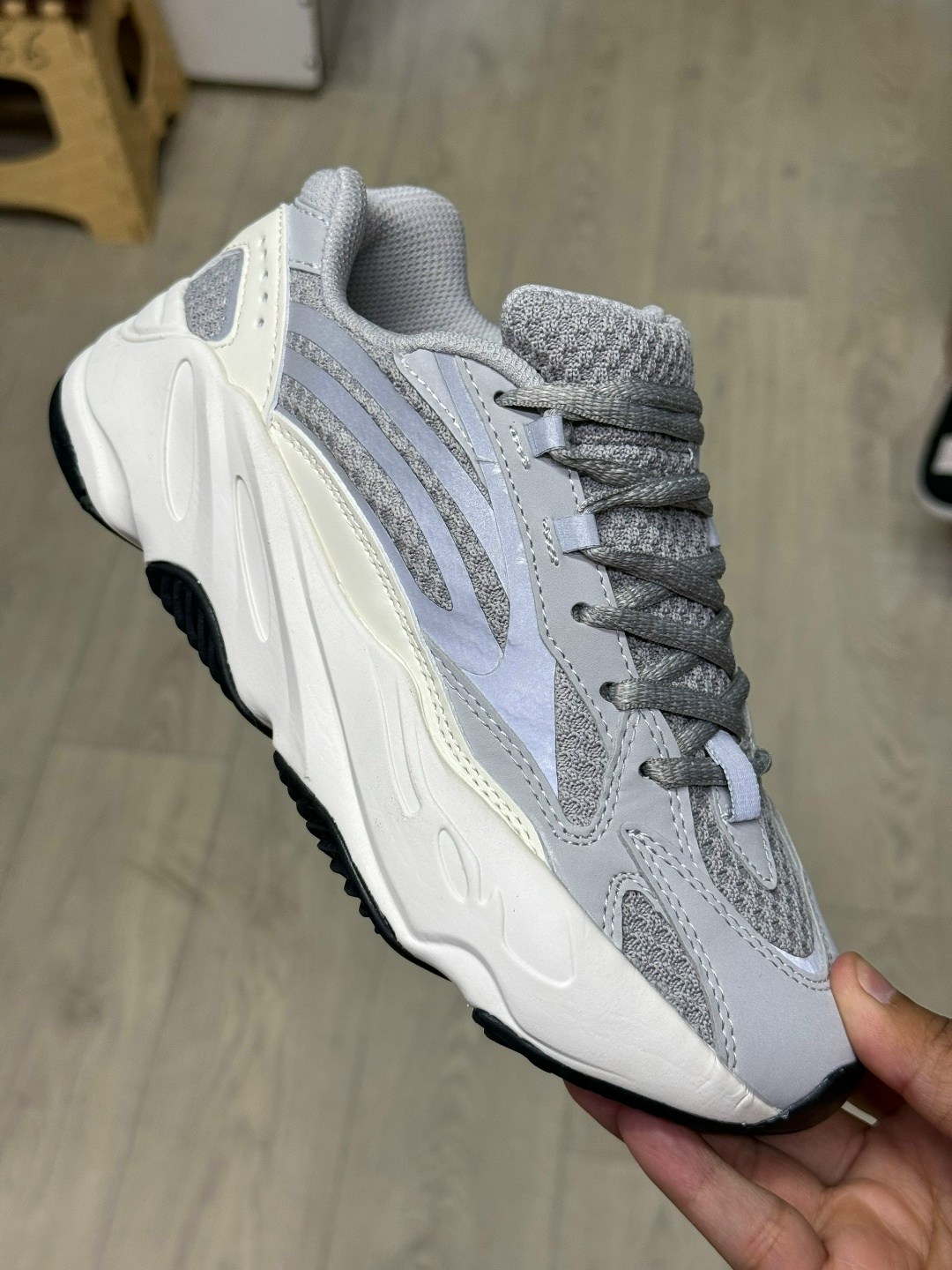 adidas yeezy boost 700,кроссовки adidas yeezy boost 700,adidas yeezy boost 700 v 2,кроссовки adidas yeezy boost 700 wave runner,adidas yeezy 700