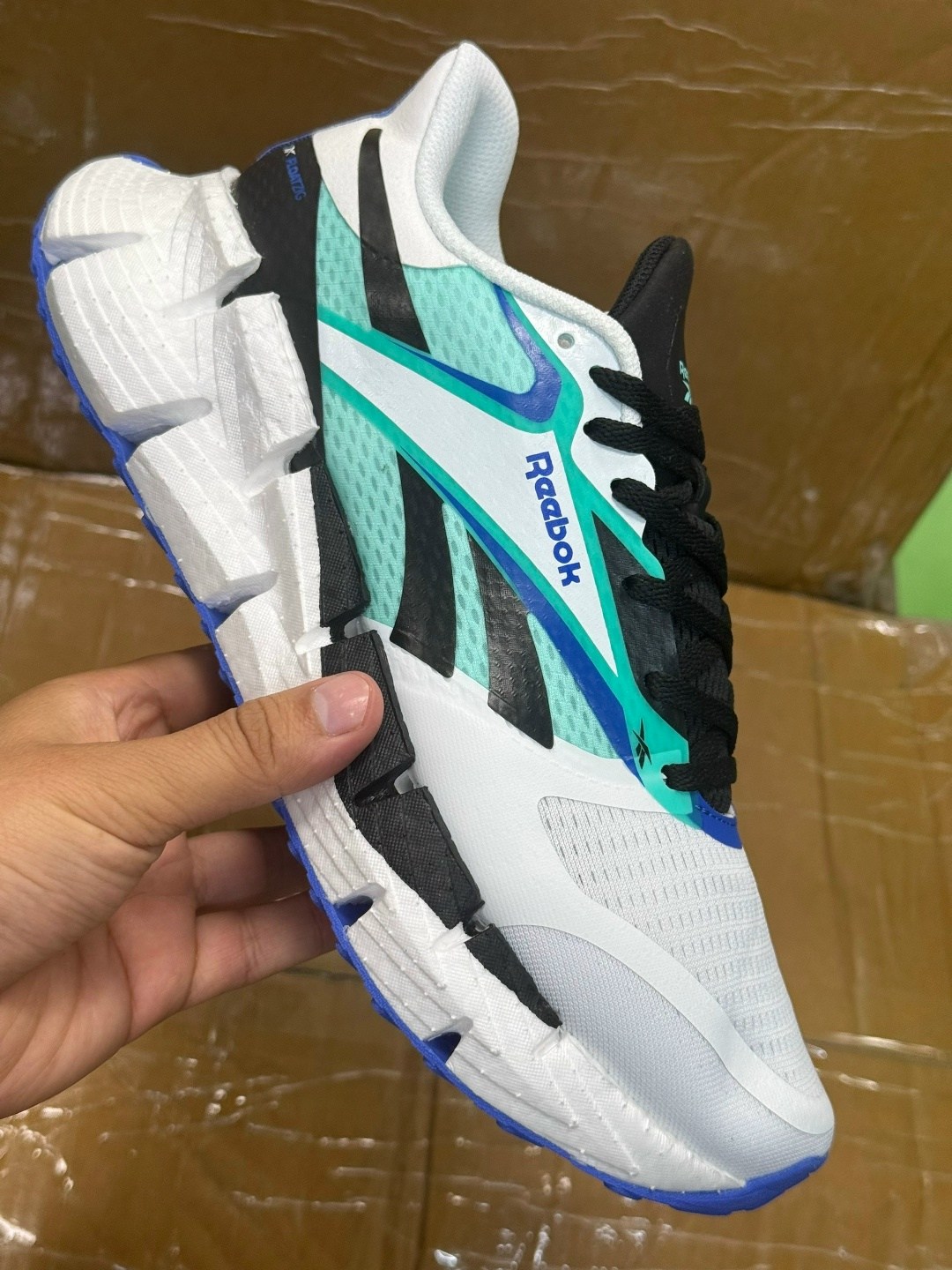 кроссовки reebok,мужские кроссовки reebok,кроссовки,спортивные кроссовки,reebok floatzig