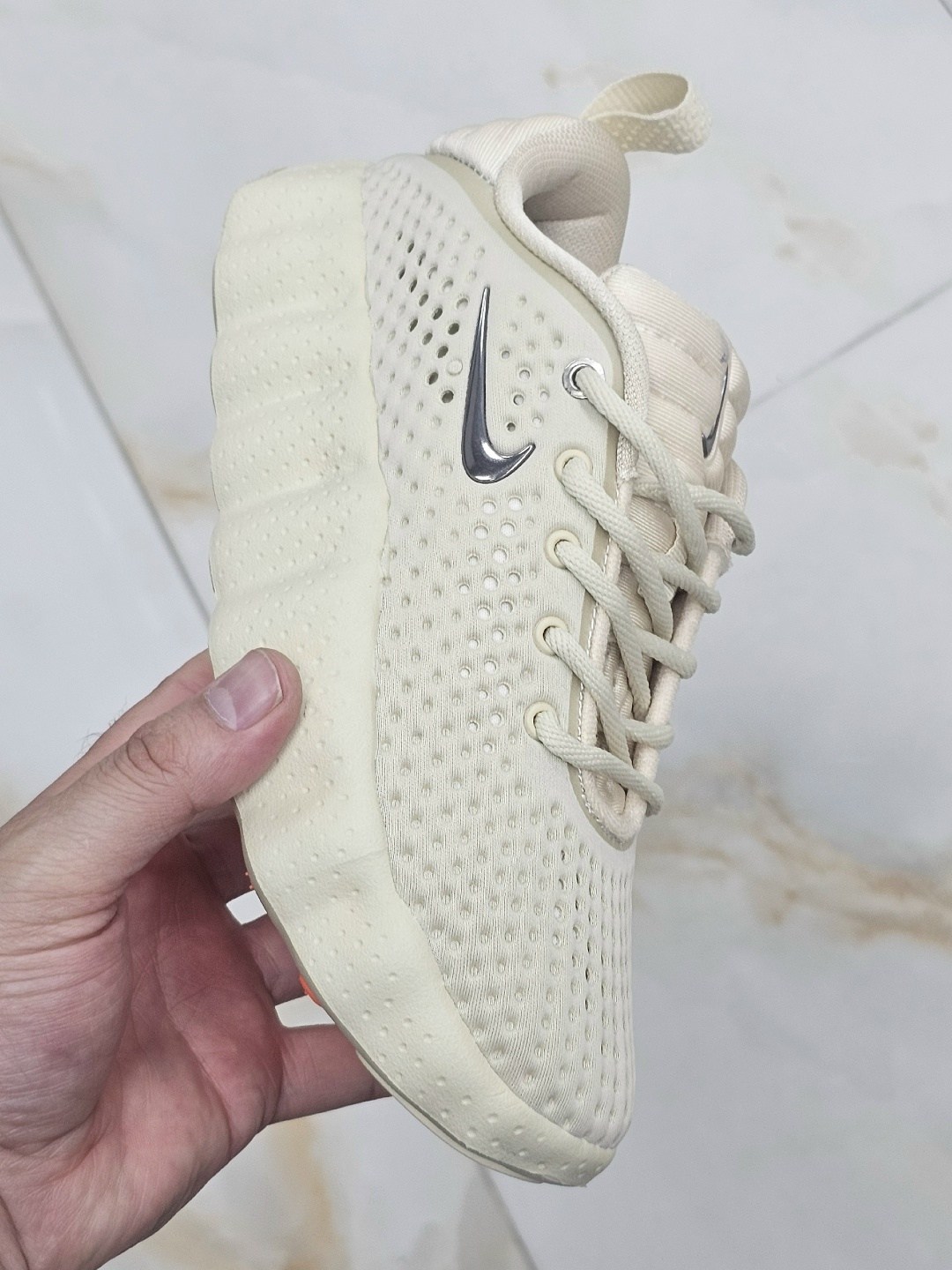 кроссовки,повседневные кроссовки,кроссовки nike,женские кроссовки,спортивная