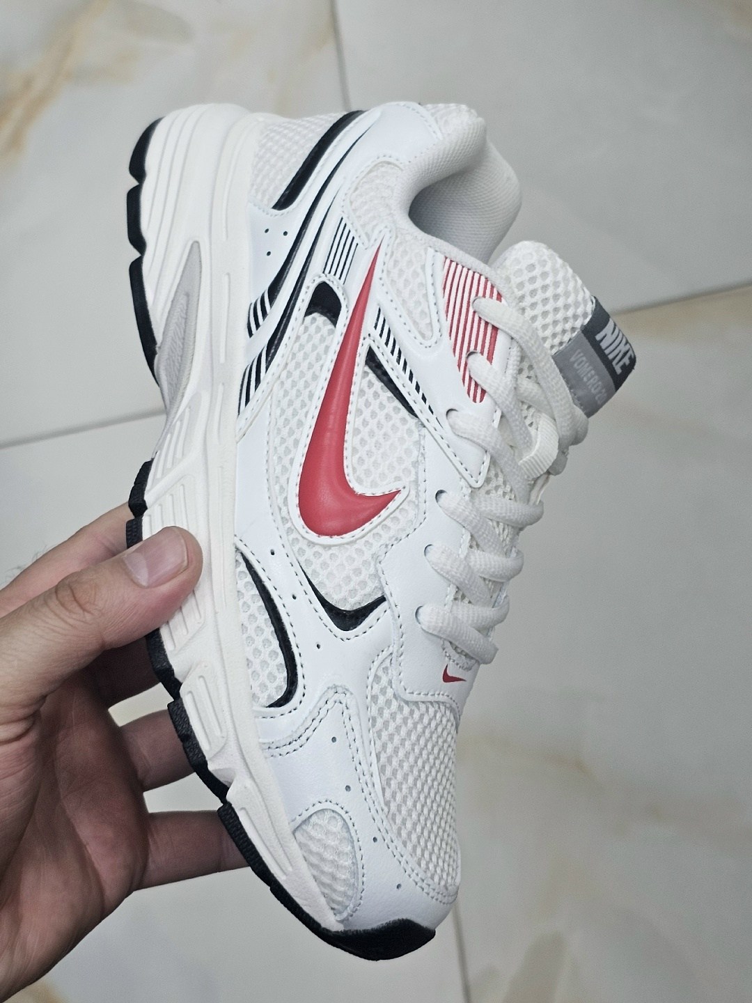 женские кроссовки nike,кроссовки nike,кроссовки,кроссовки nike v2k run,женские кроссовки