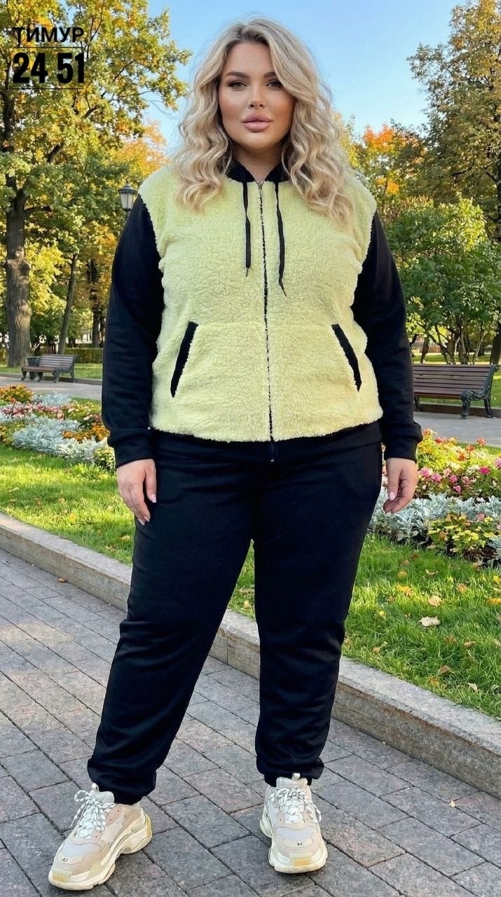 женский костюм на флисе,костюм на флисе,спортивный костюм больших размеров теплый,женский спортивный костюм больших размеров,женский теплый спортивный костюм больших размеров