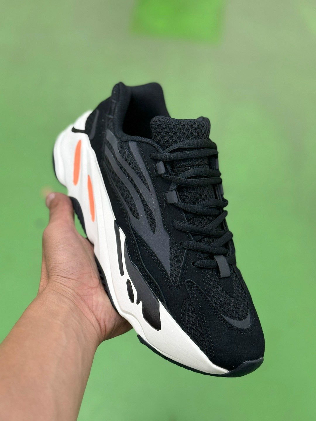 кроссовки adidas yeezy boost 700,adidas yeezy boost 700,adidas yeezy boost 700 v 2,adidas originals кроссовки yeezy boost 700,adidas yeezy boost 700 черные