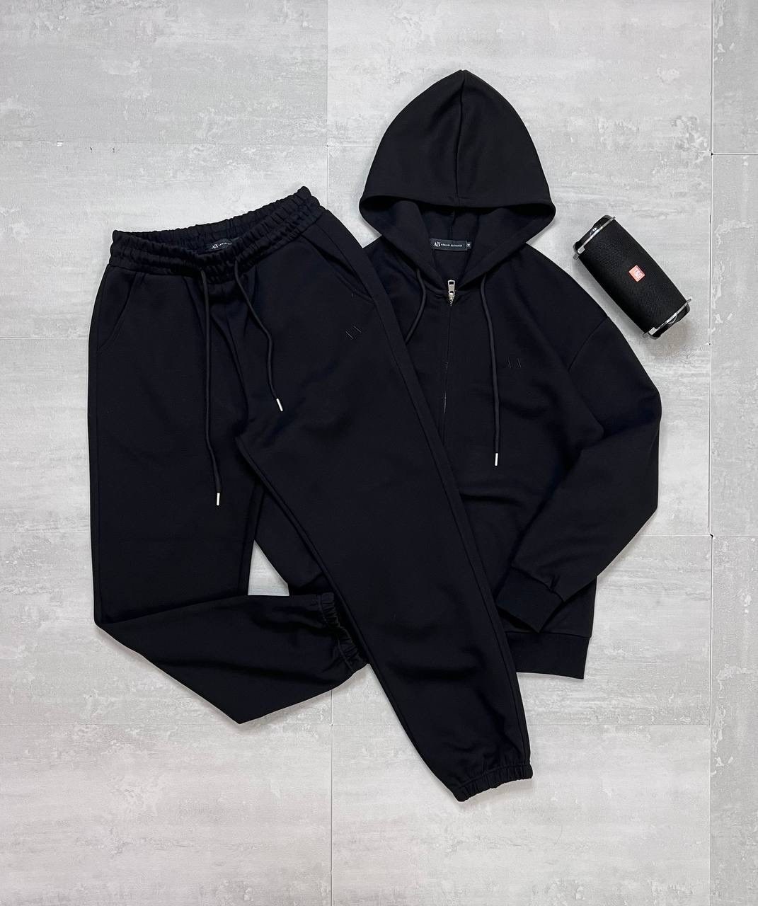 спортивный костюм brunello cucinelli,спортивный костюм армани,мужские спортивные костюмы,спортивный костюм loro piana,синий костюм