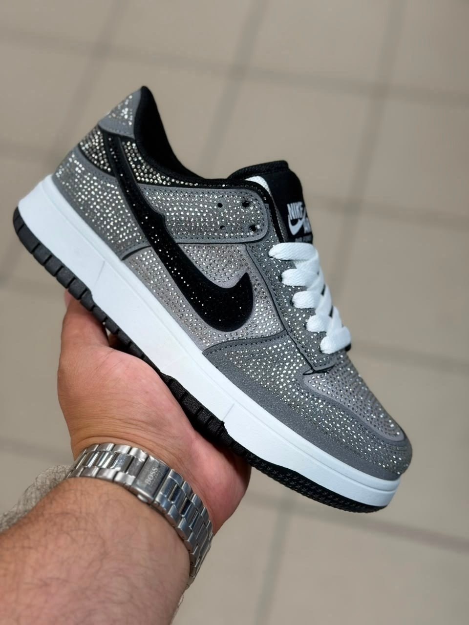 кроссовки,кроссовки nike,кроссовки найк,dunk low nike,swarovski air jordan 1 low hm9208 001