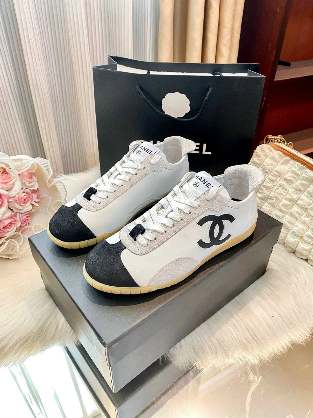 chanel кроссовки,кеды chanel,кроссовки женские chanel,кеды женские chanel,