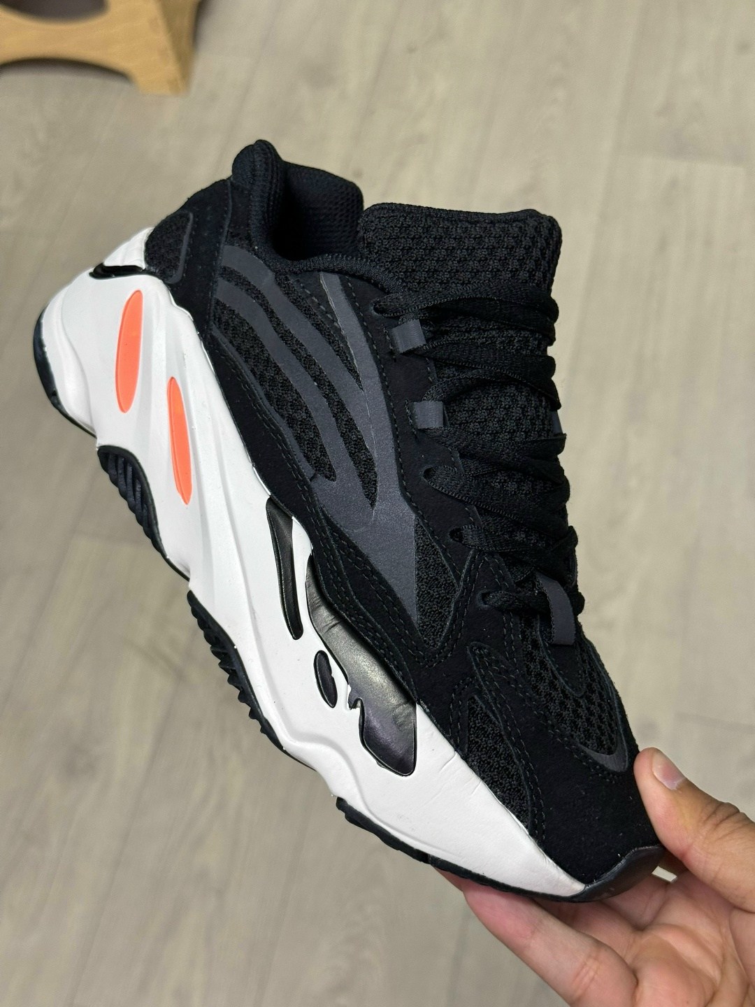 adidas yeezy boost 700,кроссовки adidas yeezy boost 700,adidas yeezy boost 700 v 2,кроссовки adidas yeezy boost 700 wave runner,adidas yeezy 700