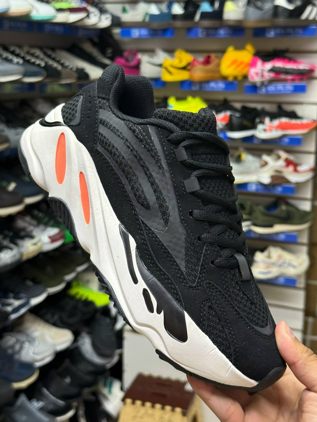 adidas yeezy boost 700,кроссовки adidas yeezy boost 700,adidas originals кроссовки yeezy boost 700,adidas yeezy boost 700 v 2,adidas yeezy 700
