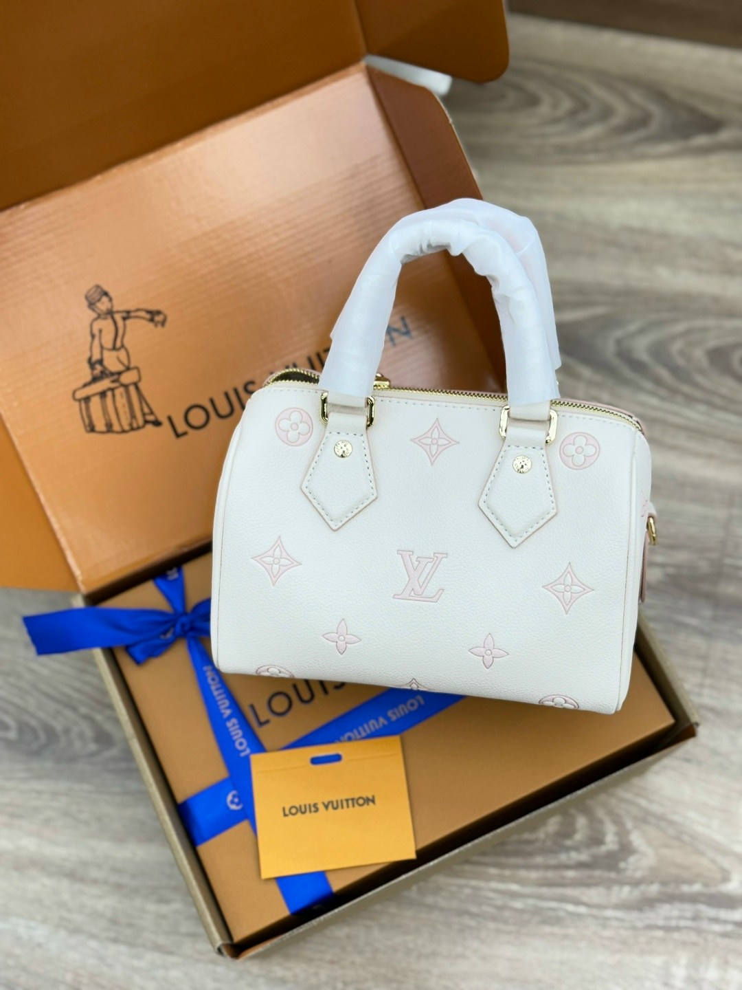louis vuitton сумка на плечо,louis vuitton сумки,louis vuitton женская сумка,сумка багет луи виттон,модная сумка