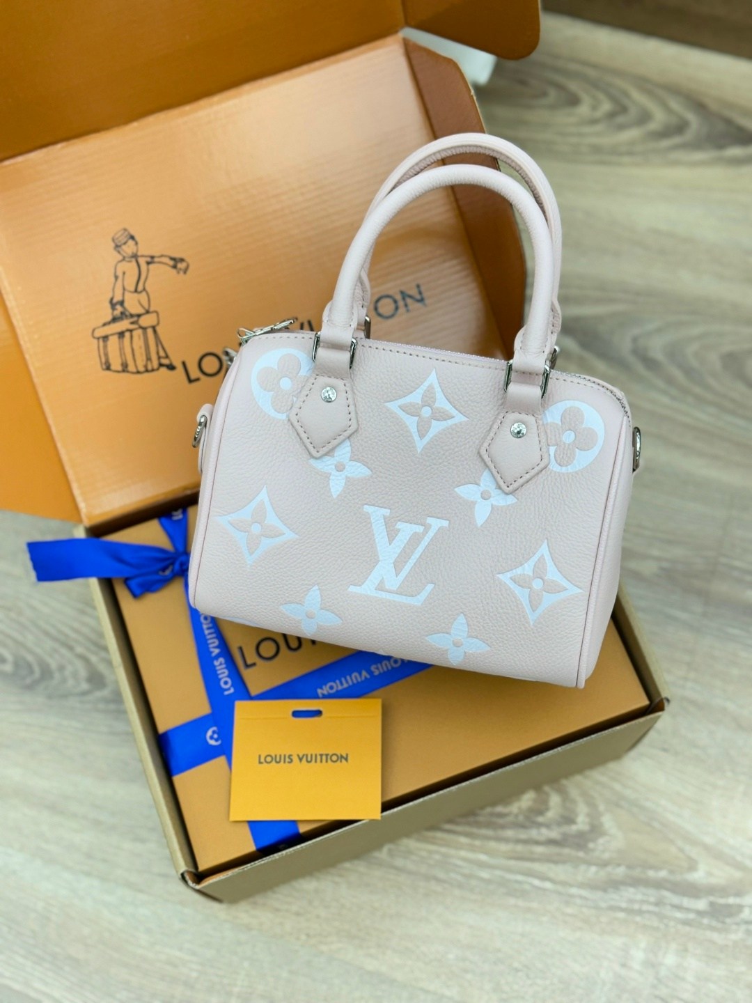 louis vuitton сумка на плечо,louis vuitton сумки,louis vuitton женская сумка,сумка багет луи виттон,модная сумка