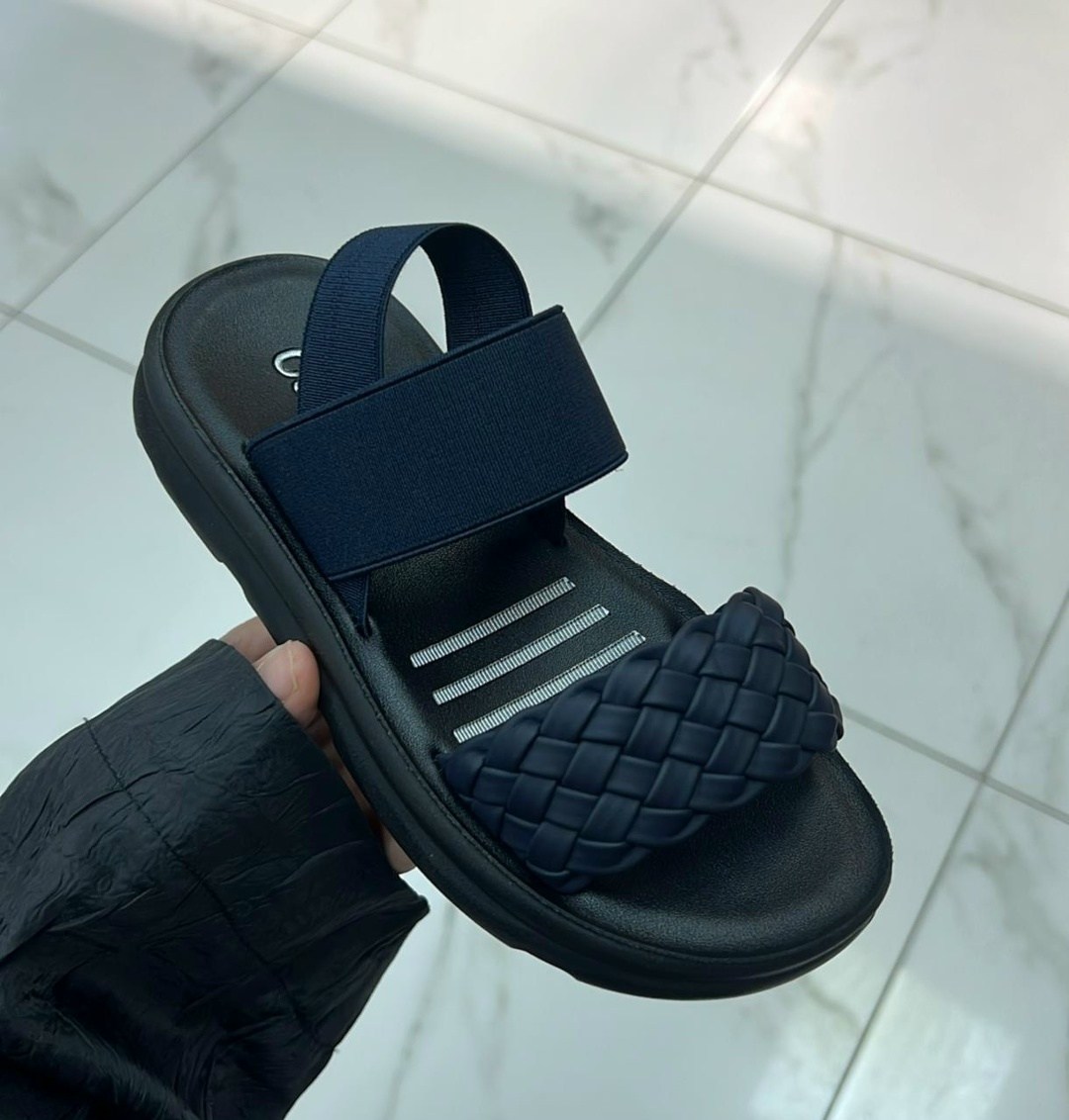 ,сандалии,женские сандалии,женские босоножки,шлепанцы женские