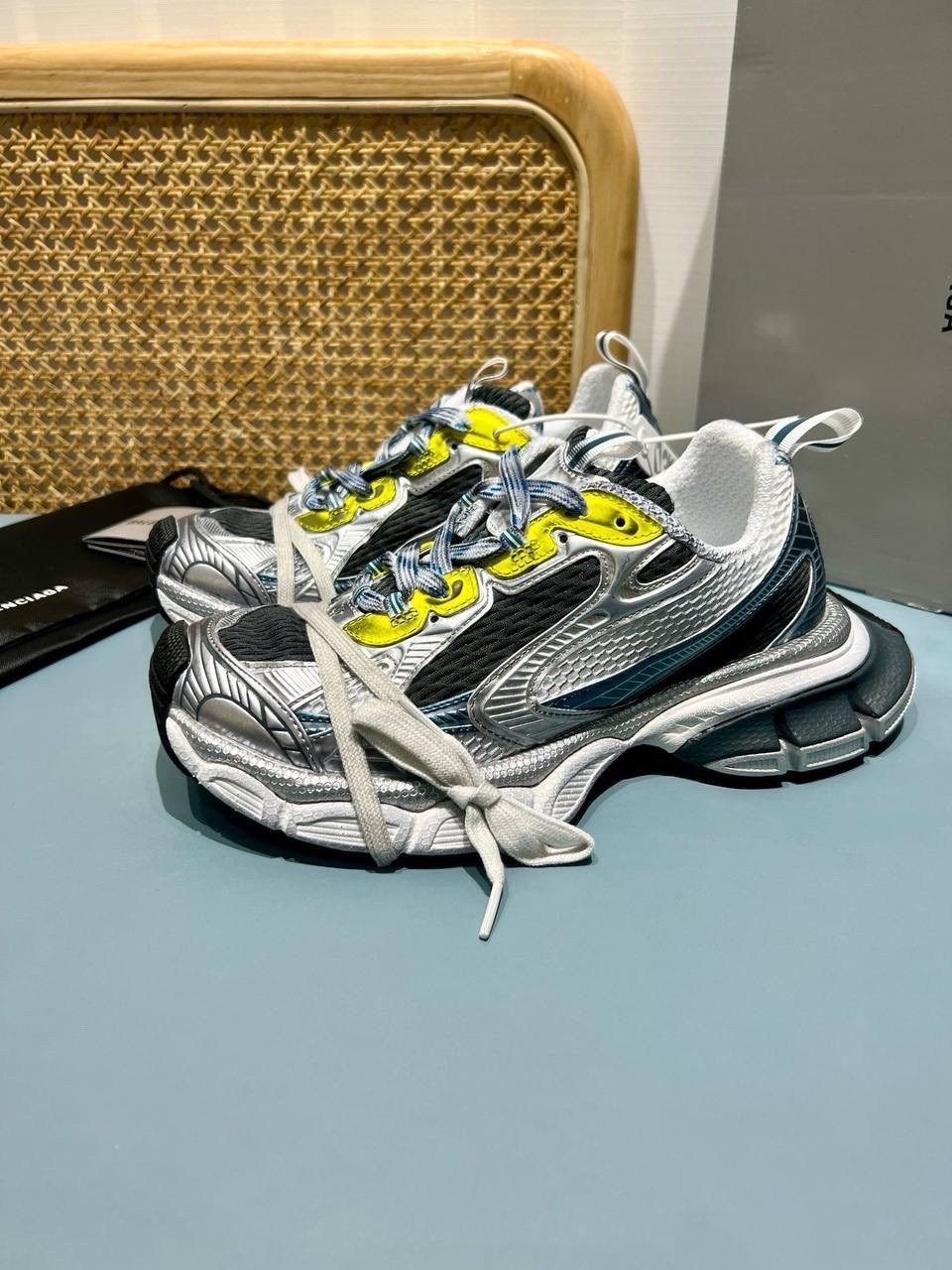 кроссовки женские balenciaga,кроссовки balenciaga,кроссовки balenciaga 3 xl,кроссовки спортивные мужские летние balenciaga,кроссовки balenciaga track