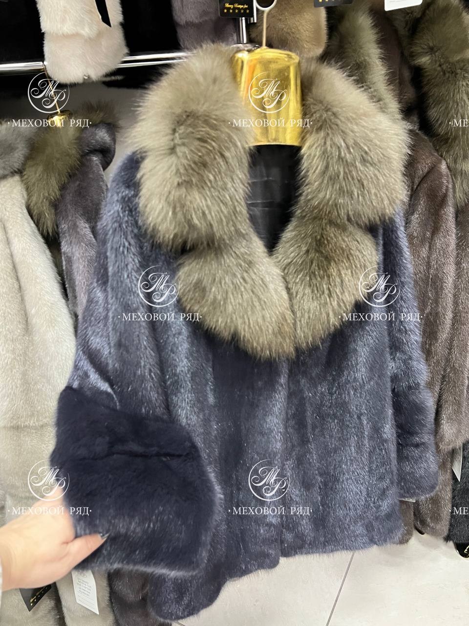 шубка из меха европейской норки с капюшоном из меха чернобурки,шуба норковая,шуба из меха,шуба меховая,скандинавская норка