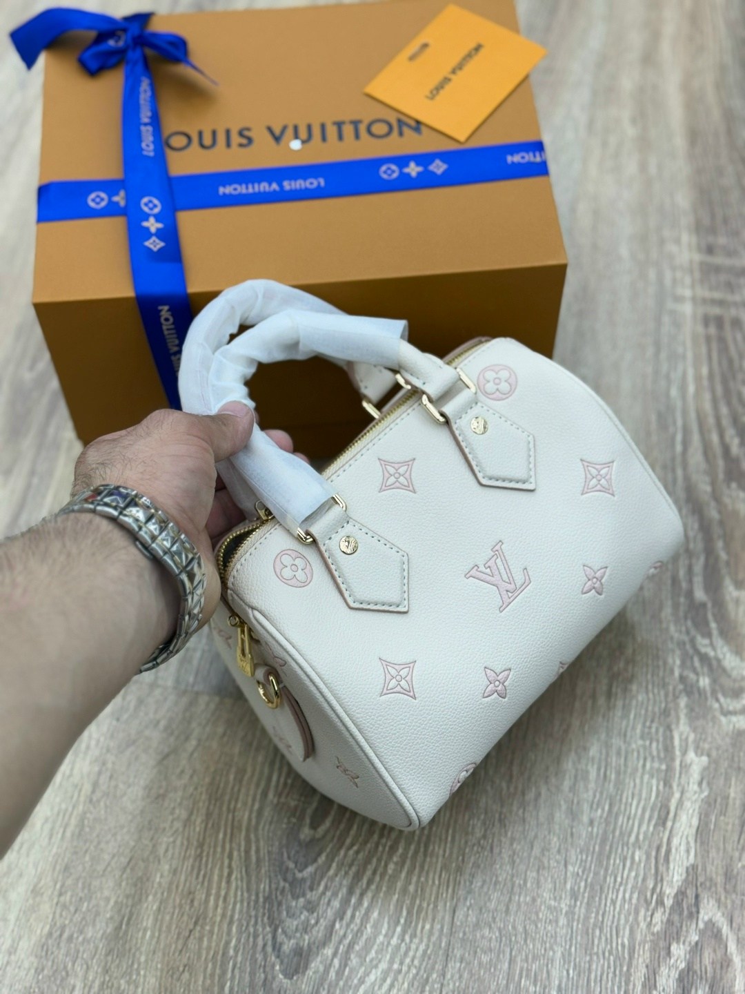 louis vuitton сумка на плечо,louis vuitton сумки,louis vuitton женская сумка,сумка багет луи виттон,модная сумка