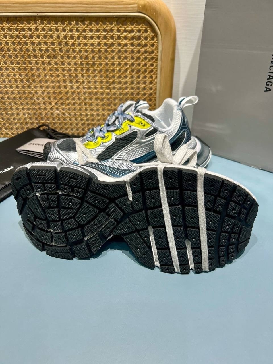 кроссовки женские balenciaga,кроссовки balenciaga,кроссовки balenciaga 3 xl,кроссовки спортивные мужские летние balenciaga,кроссовки balenciaga track