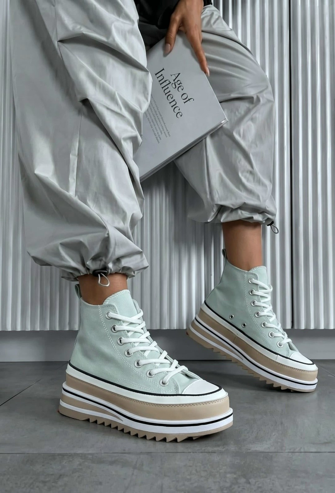 ,converse chuck taylor all star,кеды на высокие подошве,высокие кеды на платформе,кеды на высокой подошве женские
