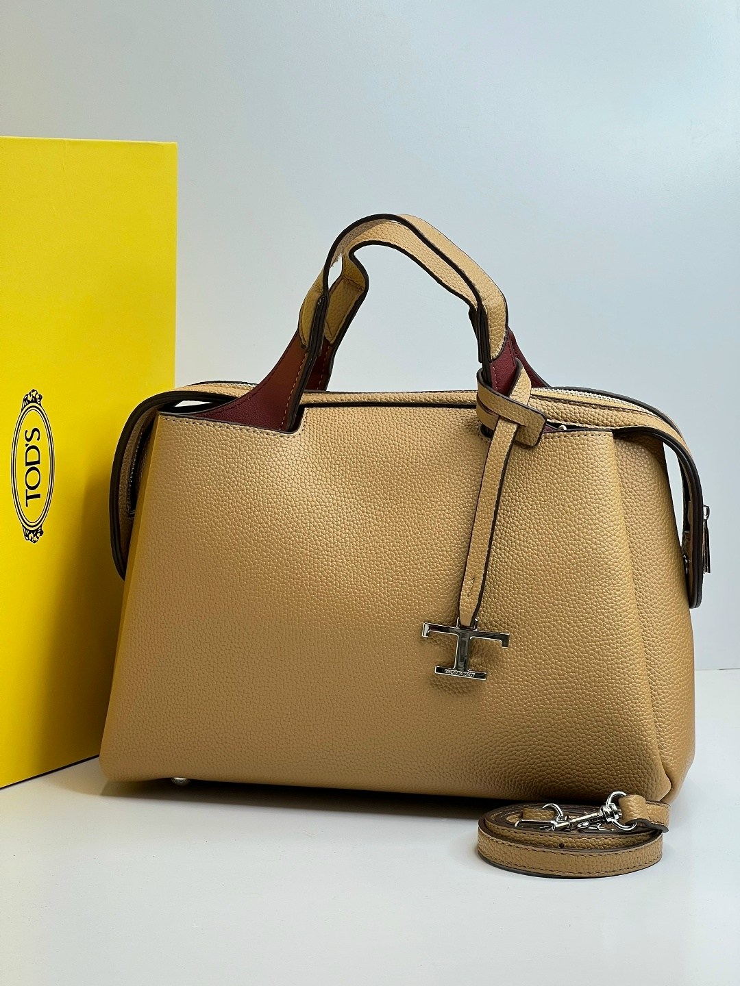 сумка,tods сумка,сумка женская,сумка женская брендовая,сумка женская tods