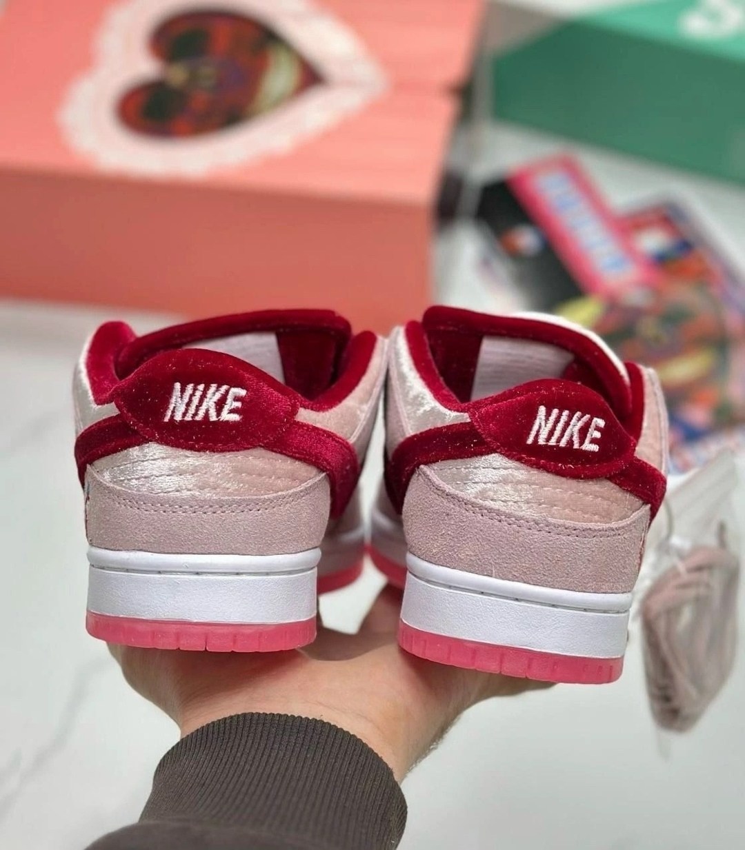 кроссовки nike sb dunk low,кроссовки nike strangelove x dunk low sb,nike sb dunk low,nike sb dunk low strangelove,кроссовки