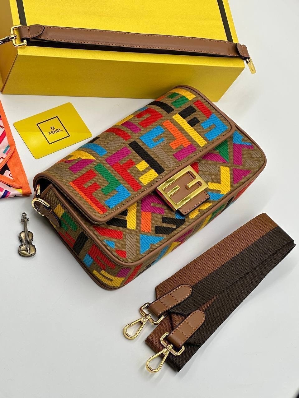 cумка fendi,сумка женская fendi,fendi сумка на плечо,сумка fendi baguette,fendi сумка fendi